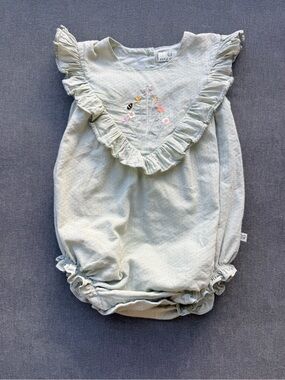 Early Sunday Embroidered Bubble Romper in Pale Sage | seize 12-18M